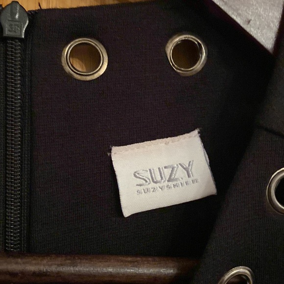 Pretty black dress - Picture 4 of 6